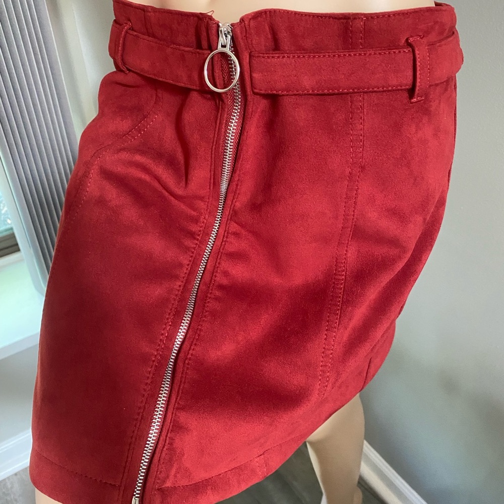 Suede type skirt